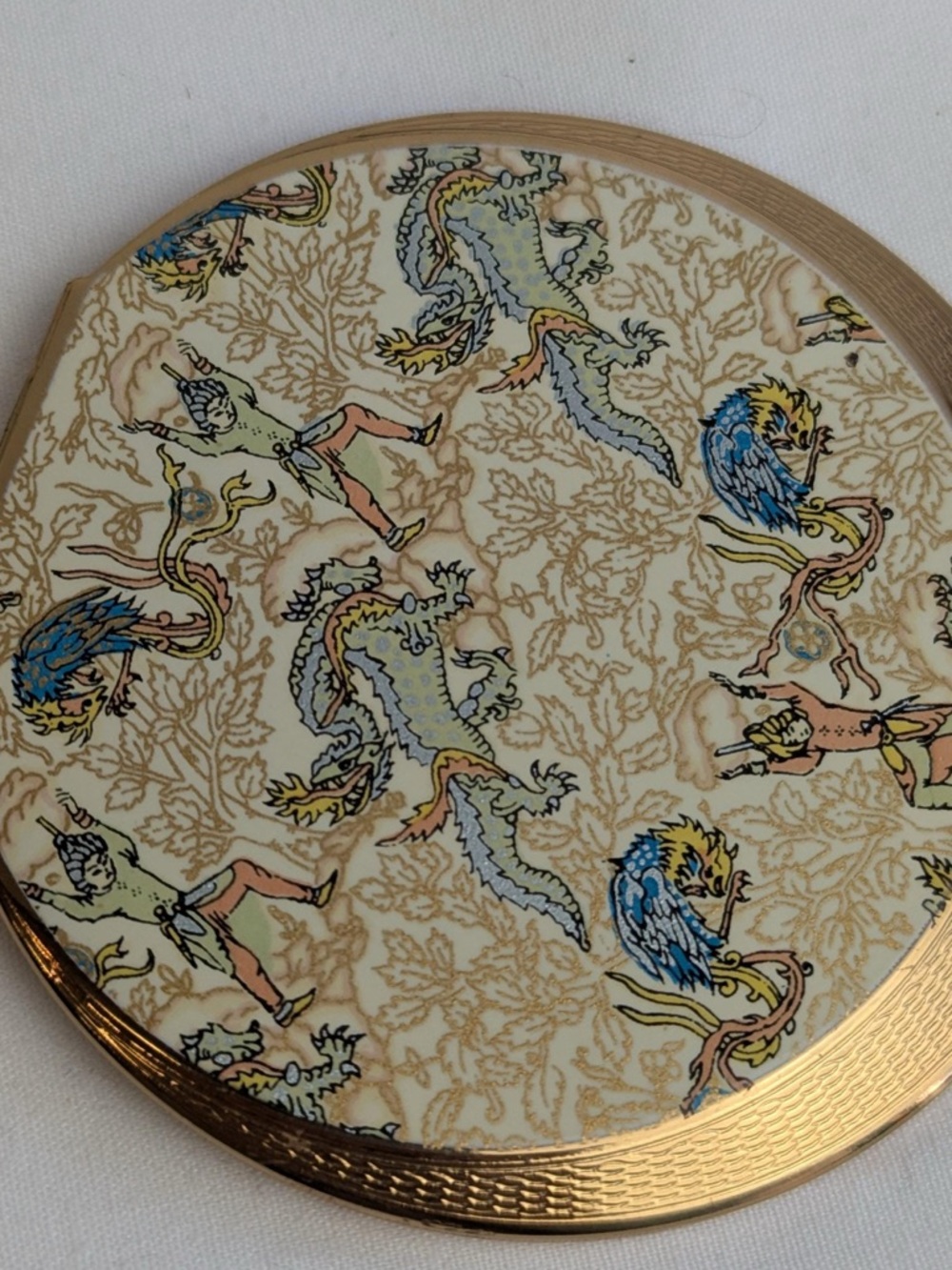 Stratton Compact - Picture 2 of 6